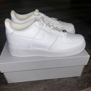 Nike Air Force 1